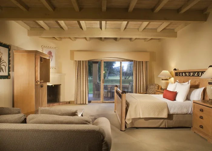 Omni Tucson National & 4*