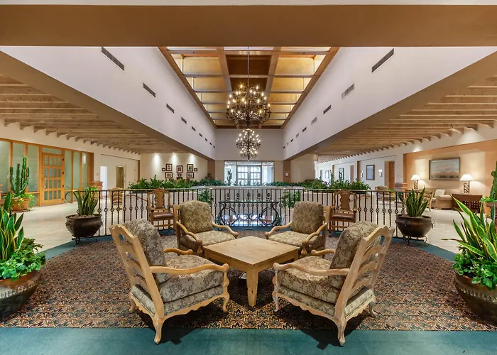 Omni Tucson National & 4*