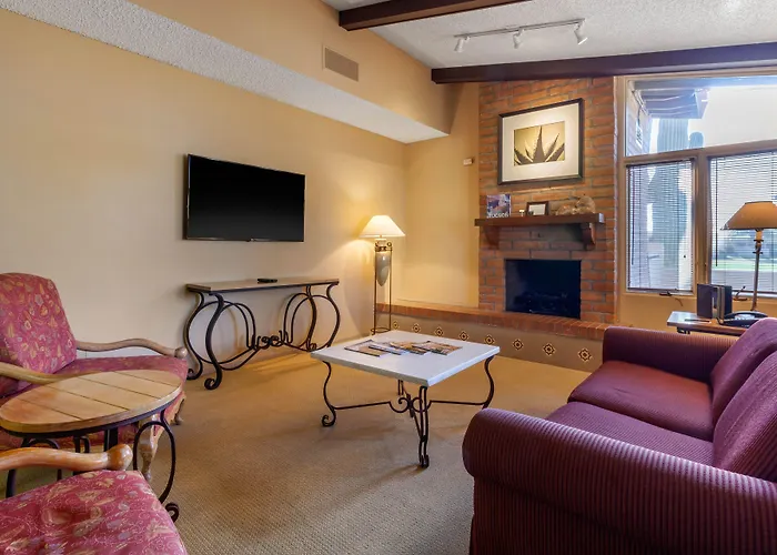 Omni Tucson National & Hotel Casas Adobes