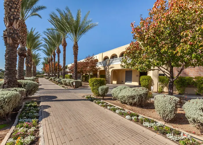 Omni Tucson National &